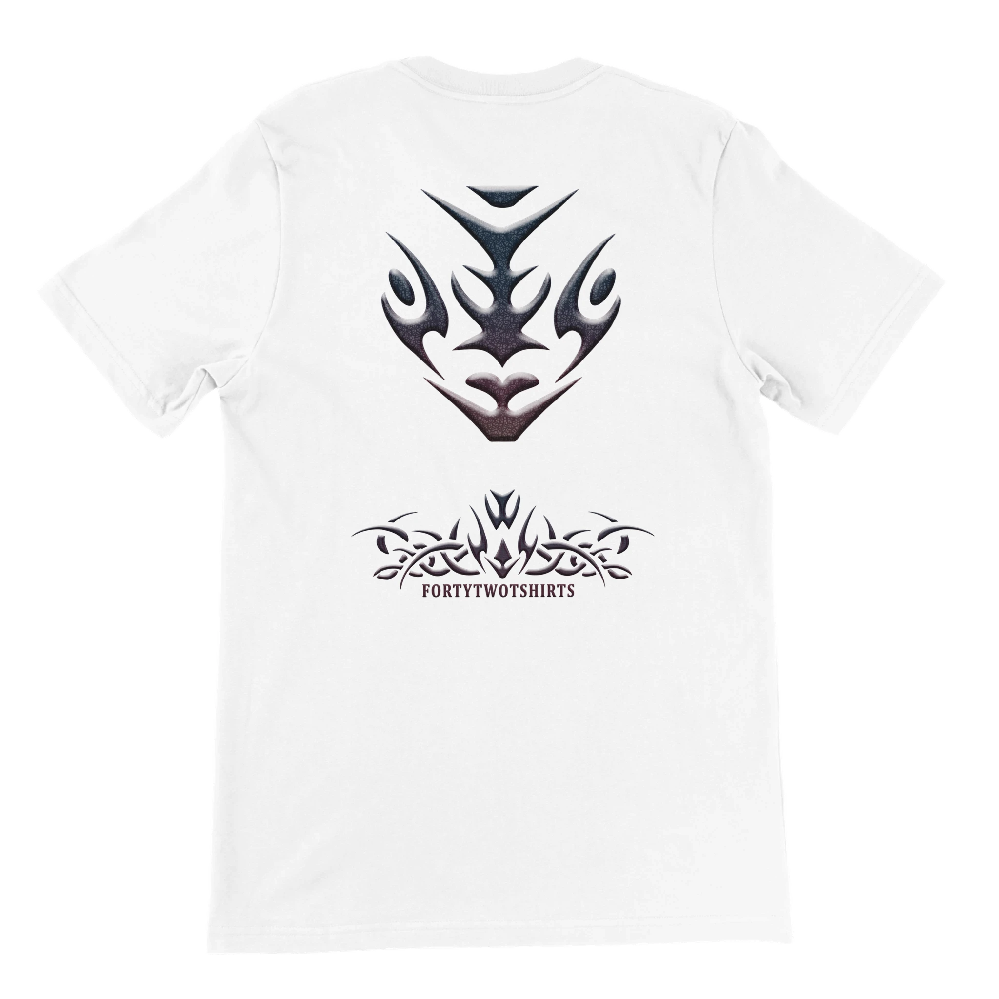 Camiseta blanca personalizable, ideal para crear tu propio diseño único.