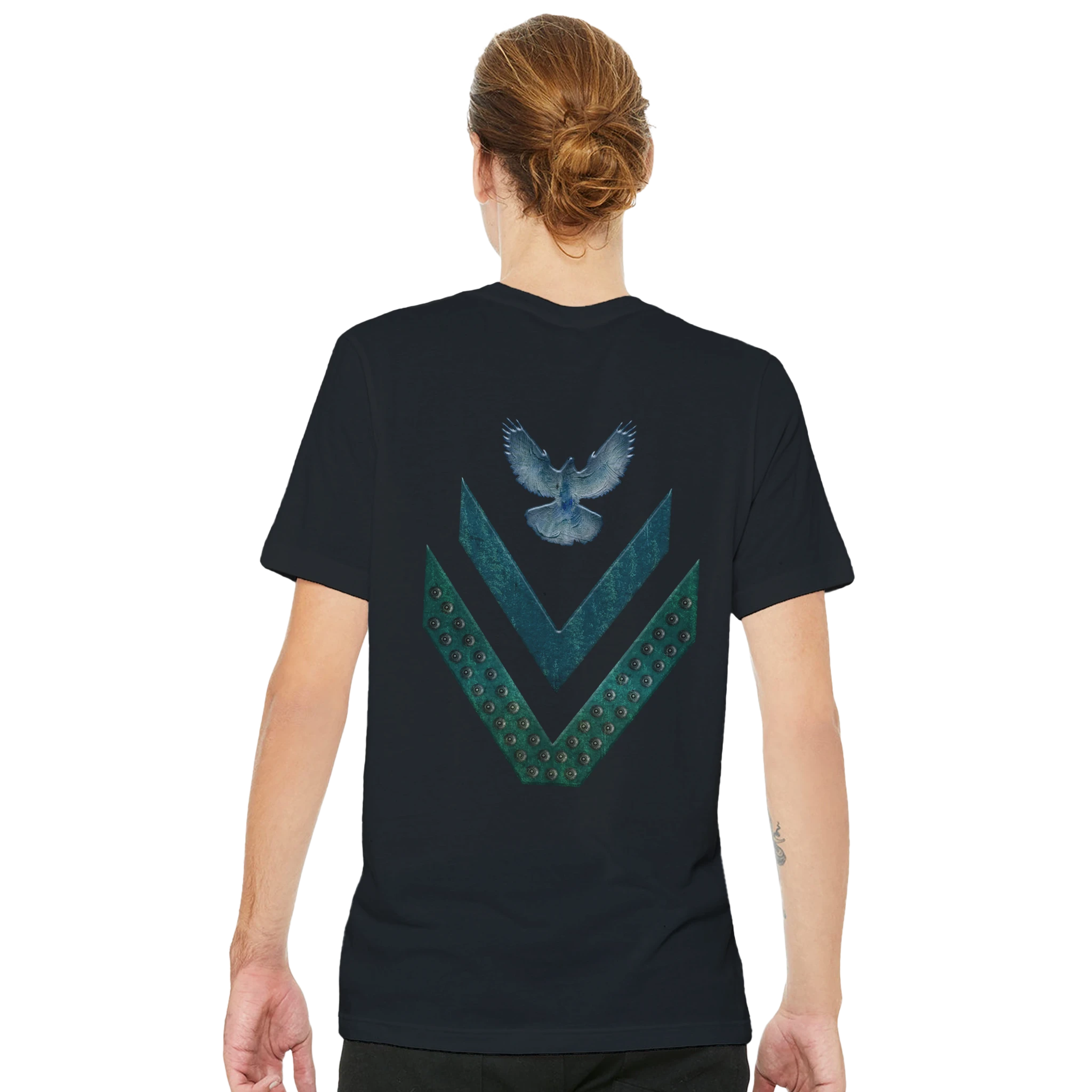 Camiseta unisex negra personalizable con diseño en la espalda, ideal para crear tu estilo único.