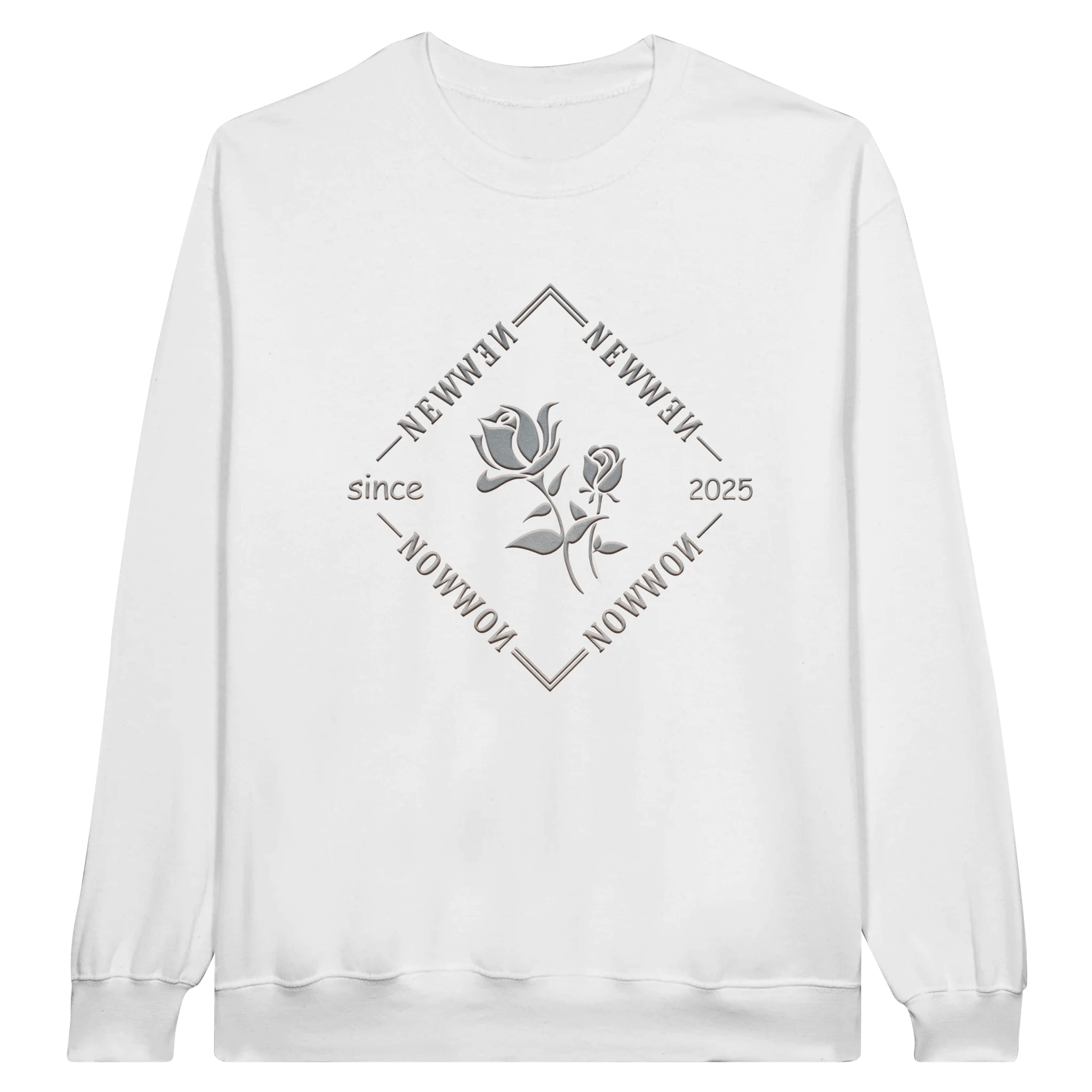 Sudadera blanca con diseño gráfico que incluye las palabras "NEW NOW" y una flor en tonos grises, acompañado de "since 2025", perfecta para quienes buscan estilo y simbolismo en su ropa.