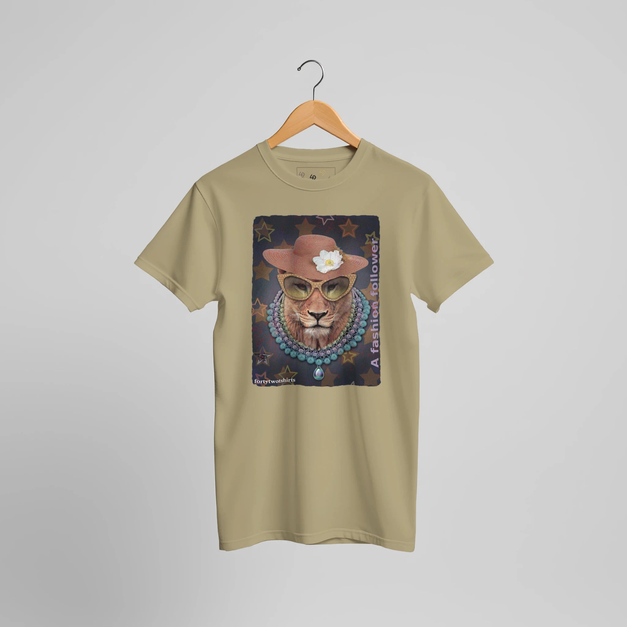 CET - Influercer 01.00 by fortytwotshirts
